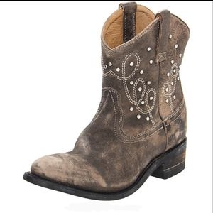 Miz Mooz 7 Cozumel Western Boots Boho Distressed